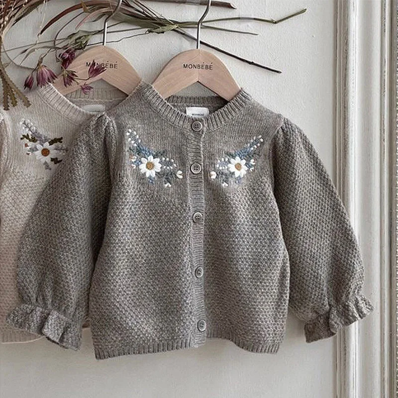 Fashionable Flower Sweater Coat For Babies And Children