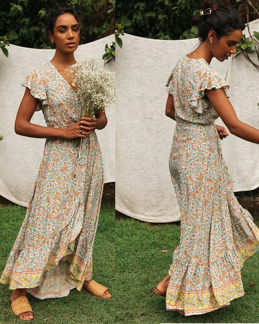 Printed V-neck lace up dress