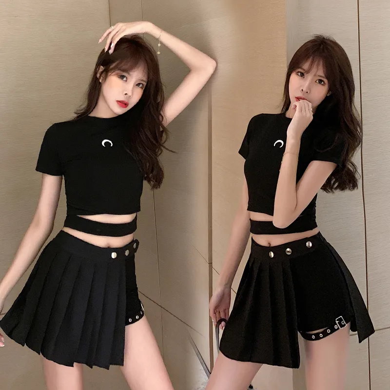 Hollowed-Out Pleated High-Waisted Breeches For Women