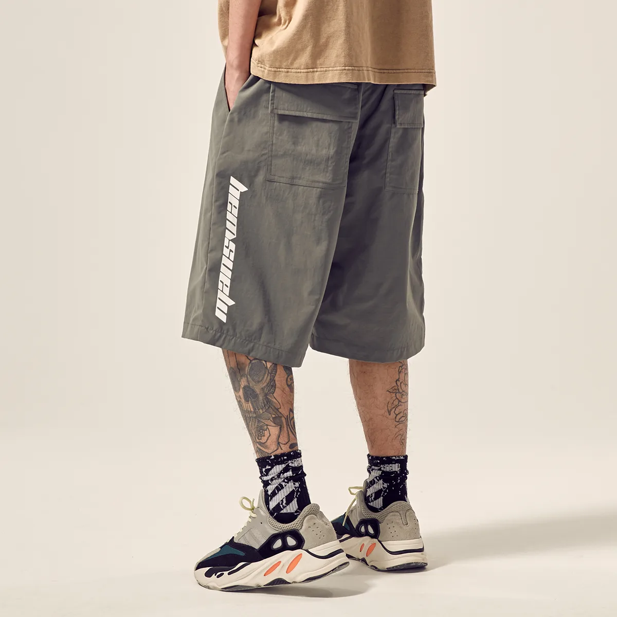 Men's Letter Print Loose Five Points Sweatpants