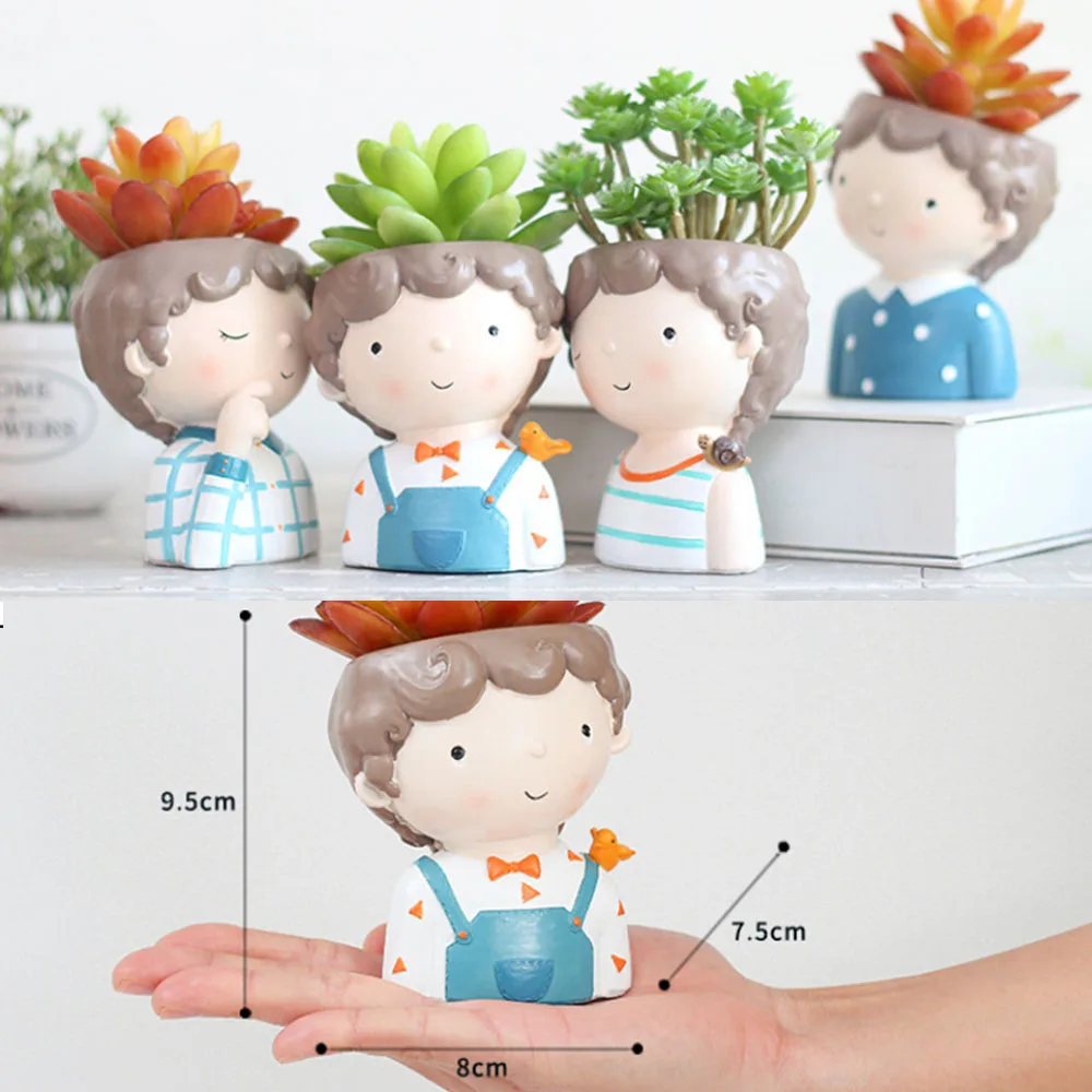 If small wreath girl flower pot