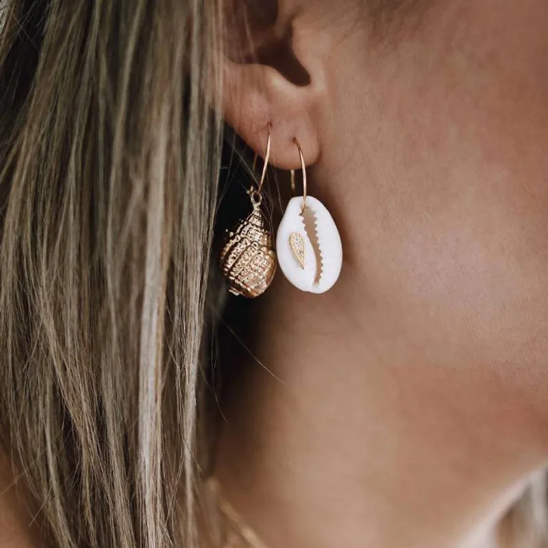 Bohemian Natural Gold-plated Shell Exaggerated Pearl Tassel Eardrops Stud Earrings