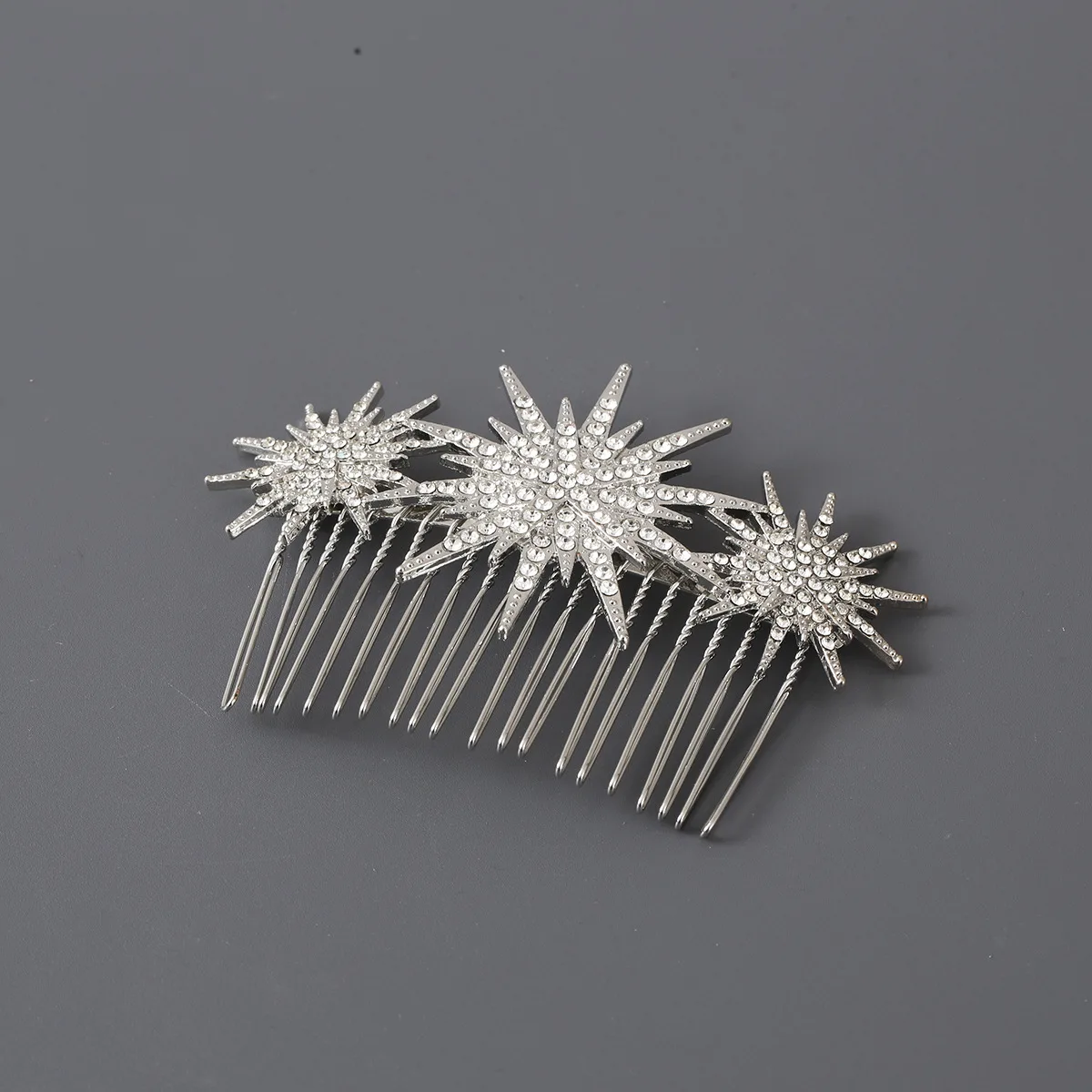 Large And Small Diamond-studded Vintage Hair Comb With A Starry Design