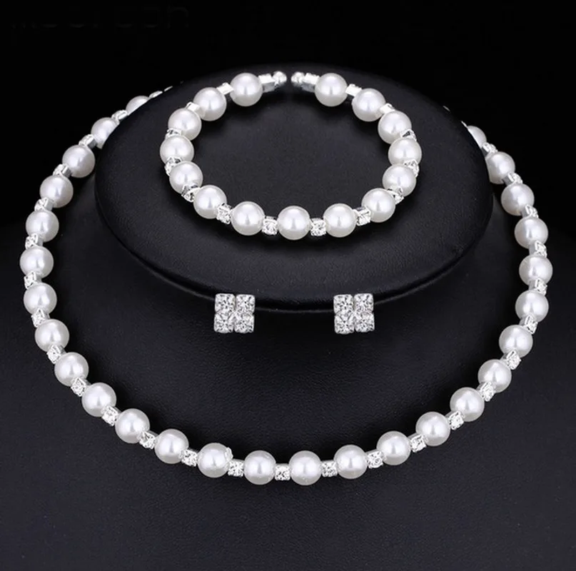 Bridal accessories 8MM handmade pearls, Rhinestone necklaces, bracelets, earrings, three sets of suits