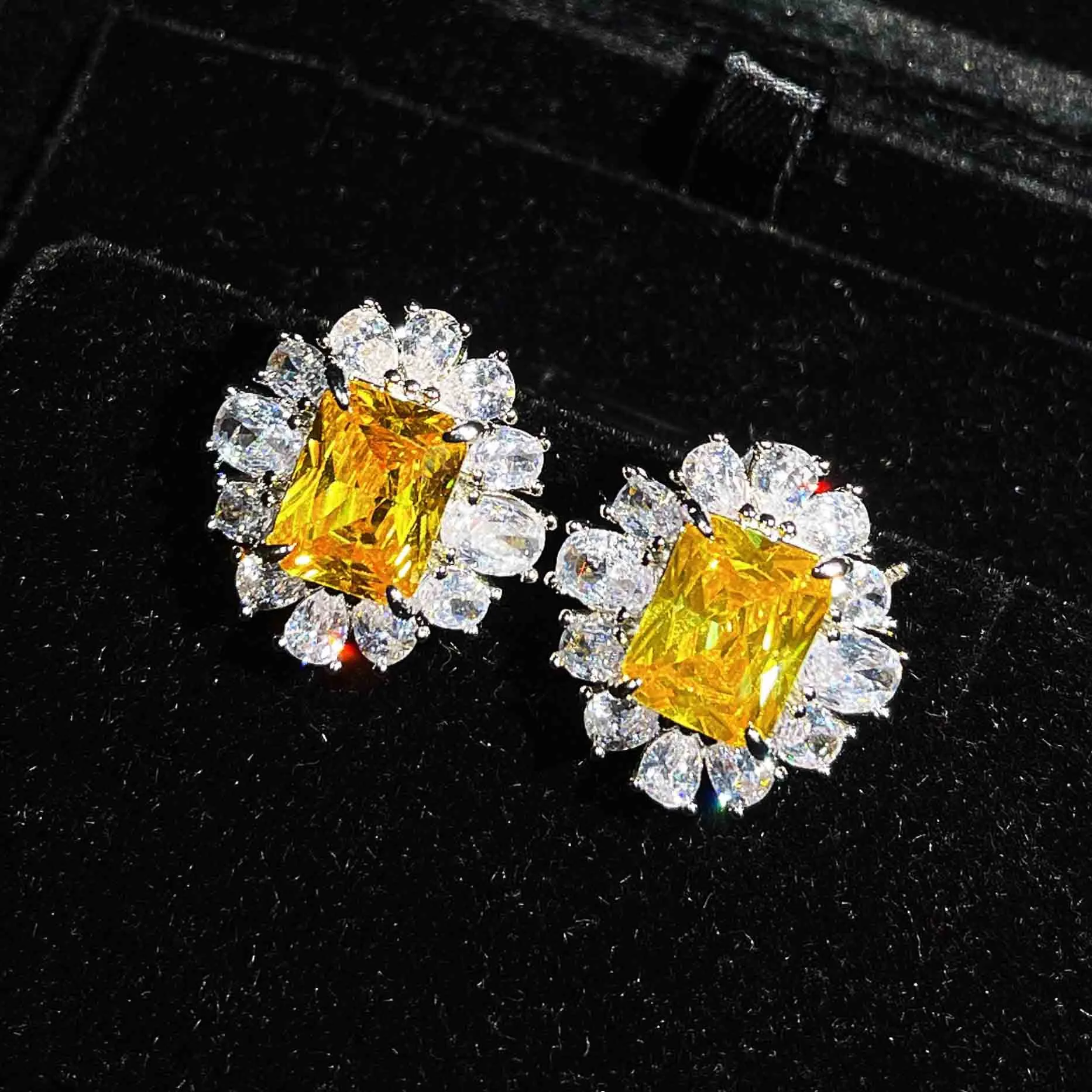 Fashion Square Diamond Ring Earring Pendant