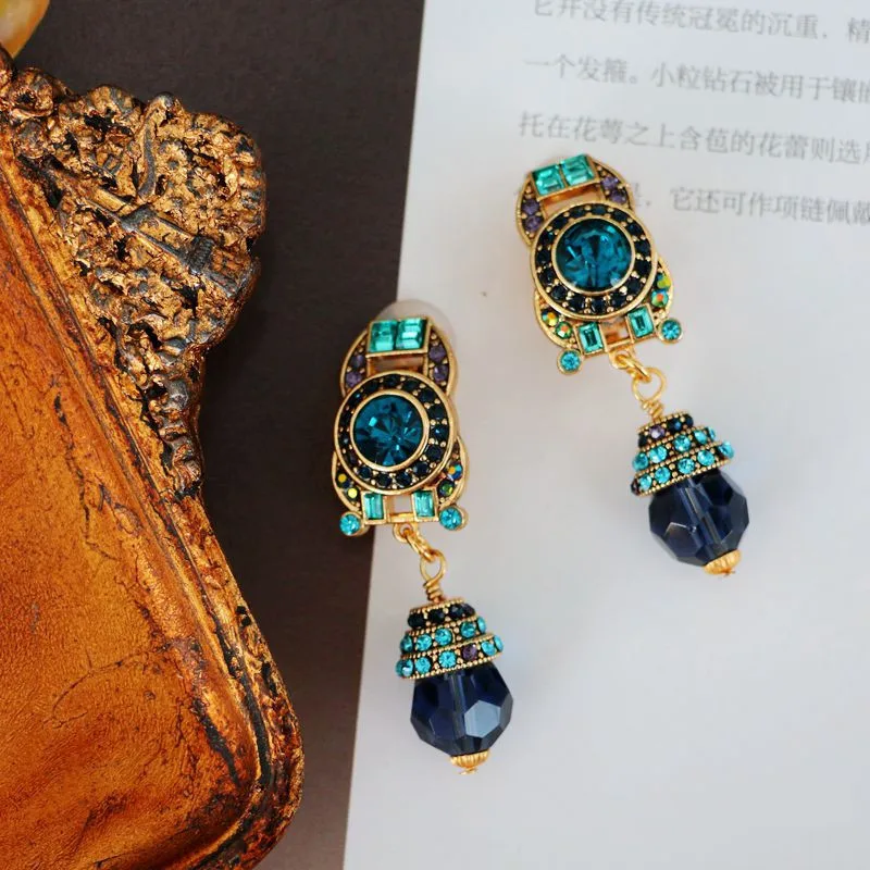 New Reflow Magazine Blue Crystal Ear Clip