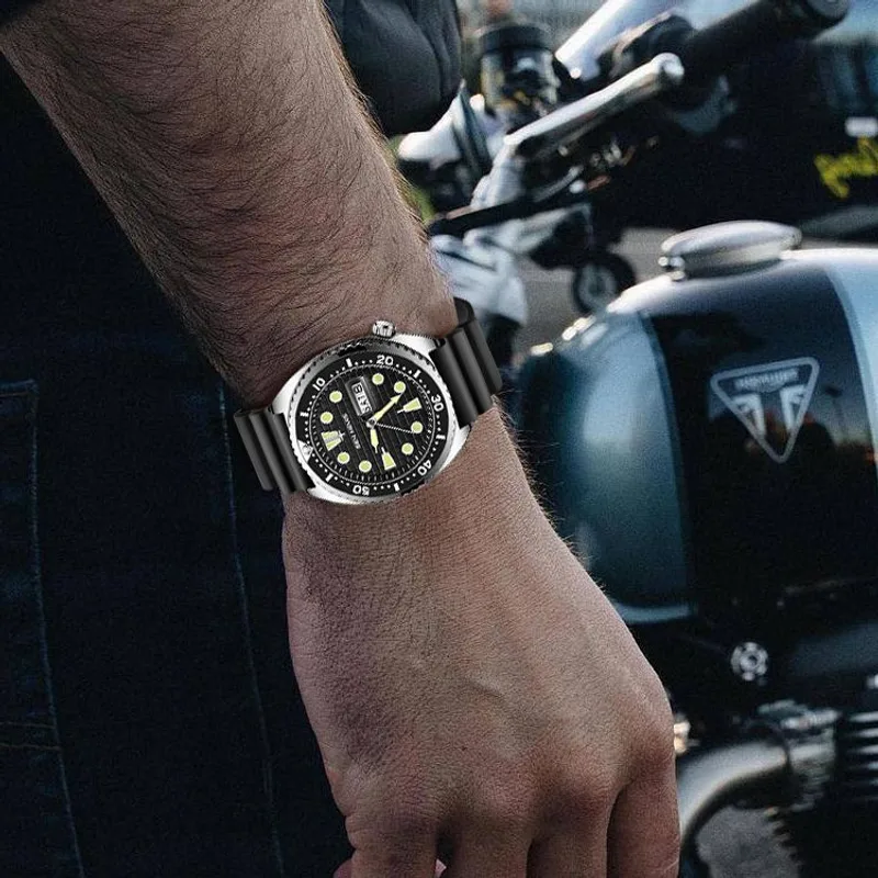 Men's Alloy Steel Belt Quartz Watch