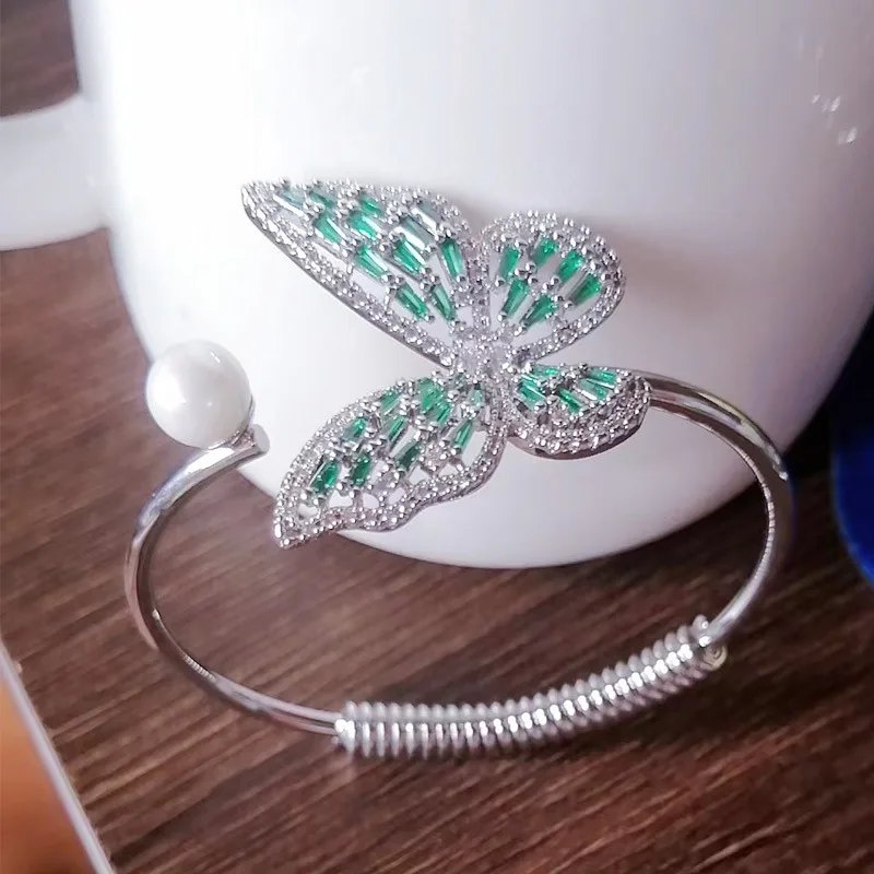 Women's Fashion Hollowed-out Vintage Bracelet