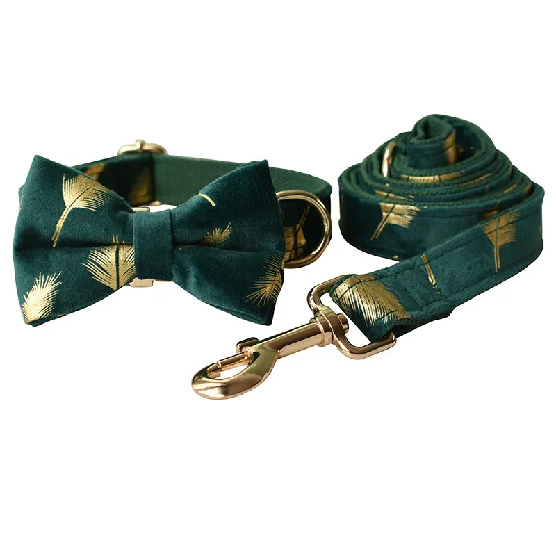 Emerald Feather Pattern Pet Collar Bow Leash Set