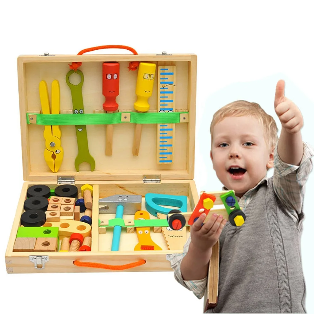 Portable wooden children's simulation repair kit
